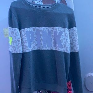 PINK leaped print crew neck